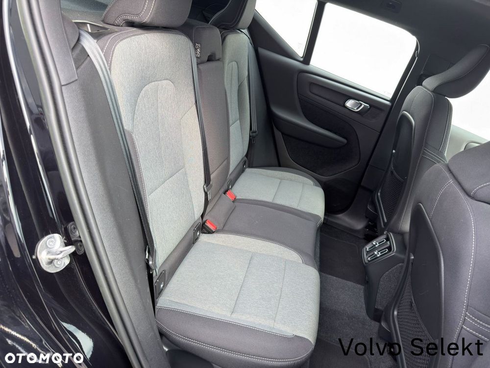 Volvo XC 40 - 32