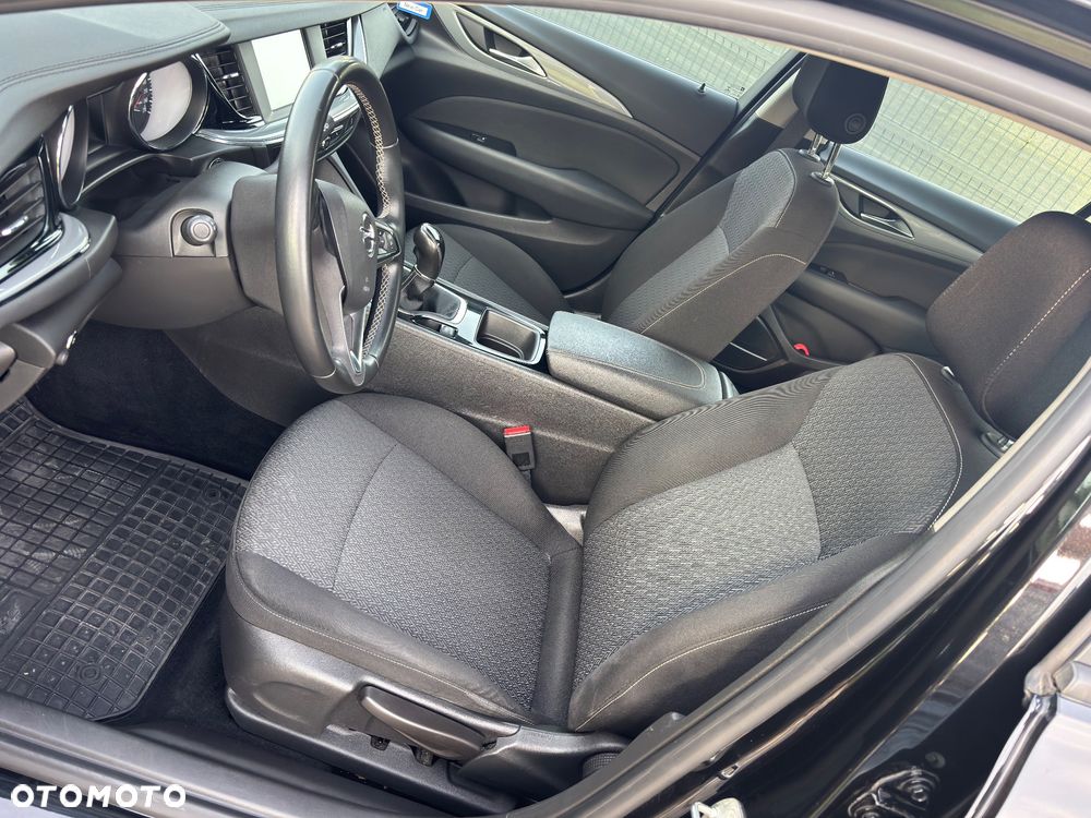 Opel Insignia 1.5 T Enjoy S&S - 10