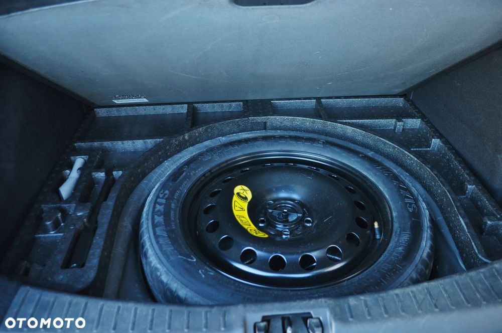 Ford Kuga 2.0 TDCi 4x4 Titanium - 11