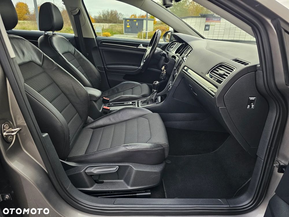 Volkswagen Golf VII Diesel 5-Türer Highline - 10