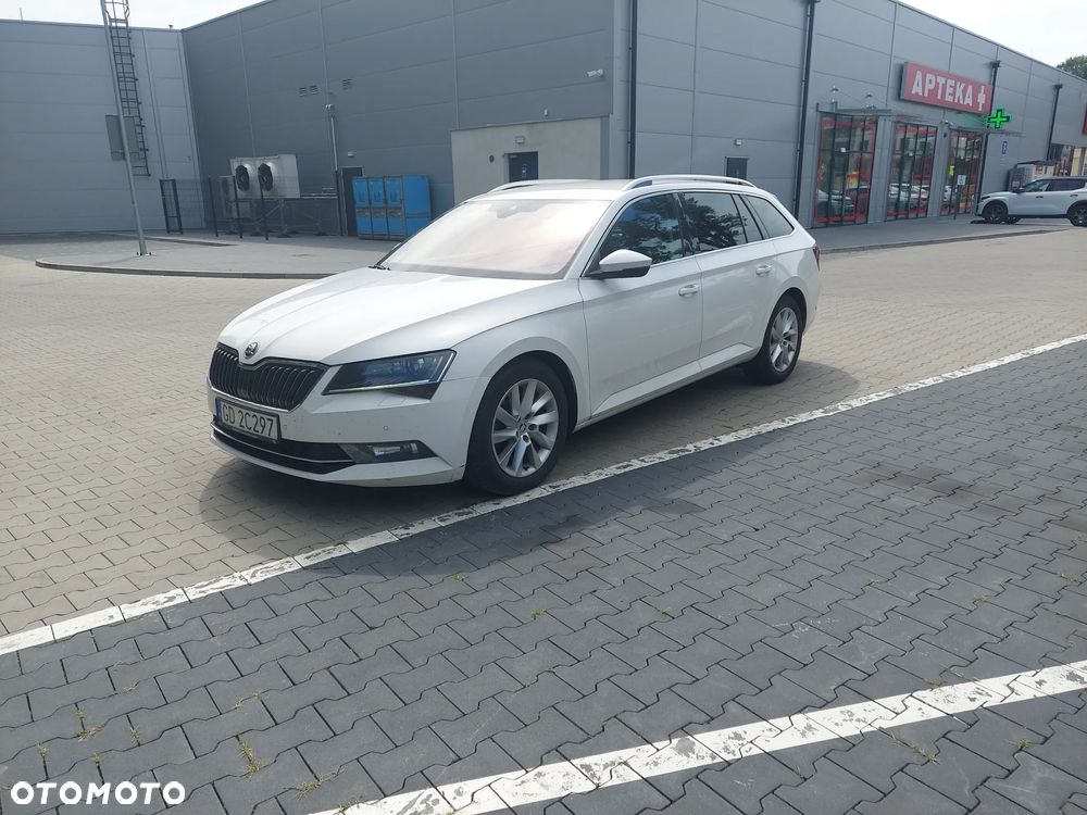 Skoda Superb 2.0 TDI Style DSG - 1