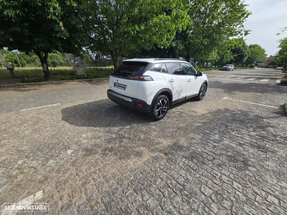 Peugeot 2008 1.2 PureTech Allure - 9