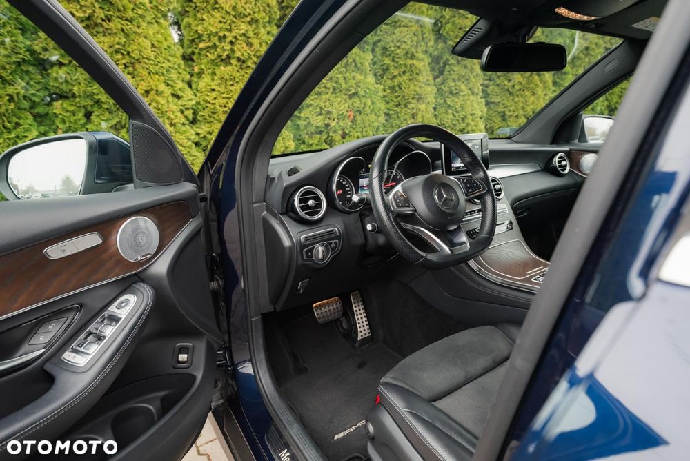 Mercedes-Benz GLC - 9