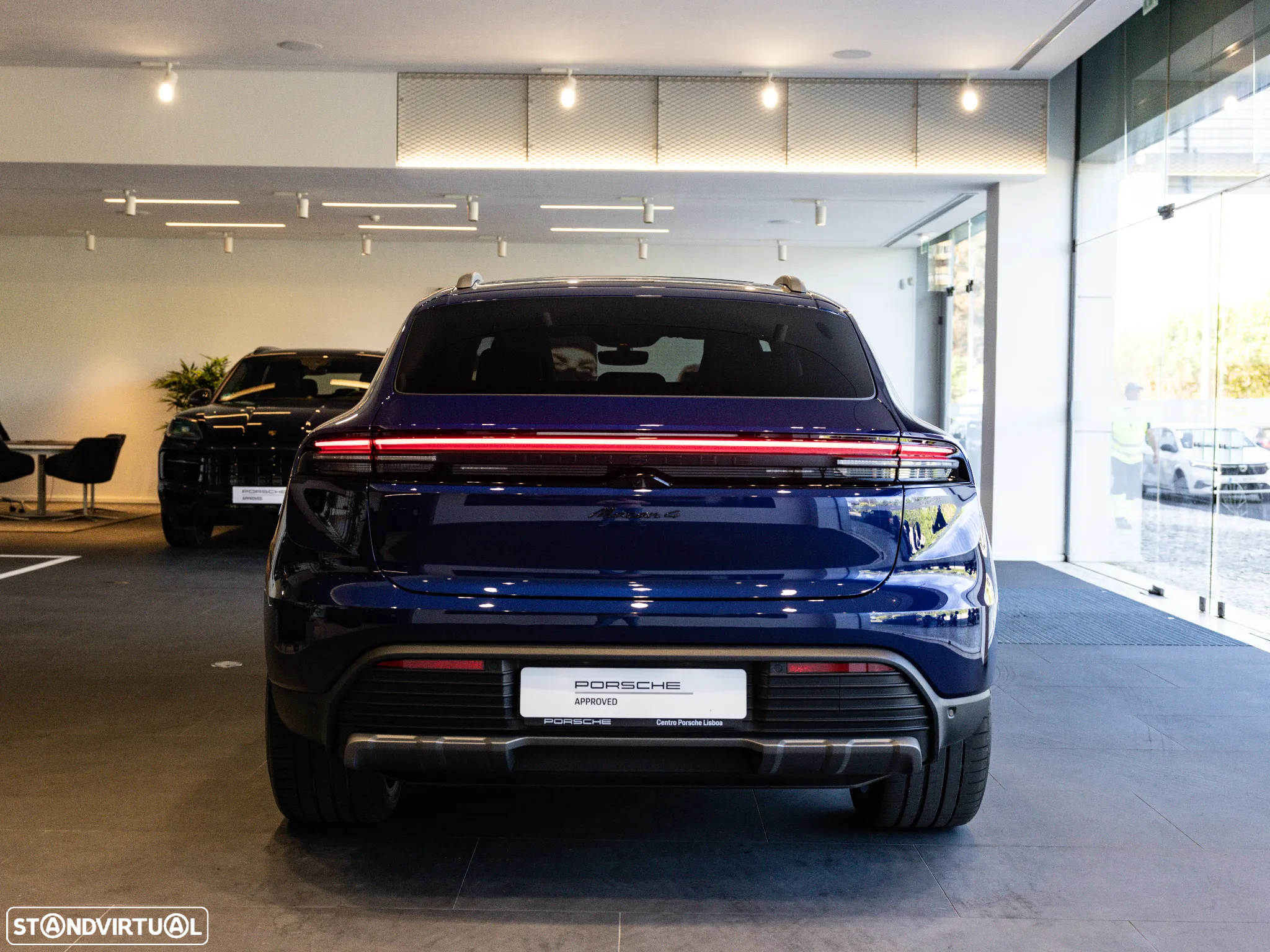 Porsche Macan Electric 4 - 3