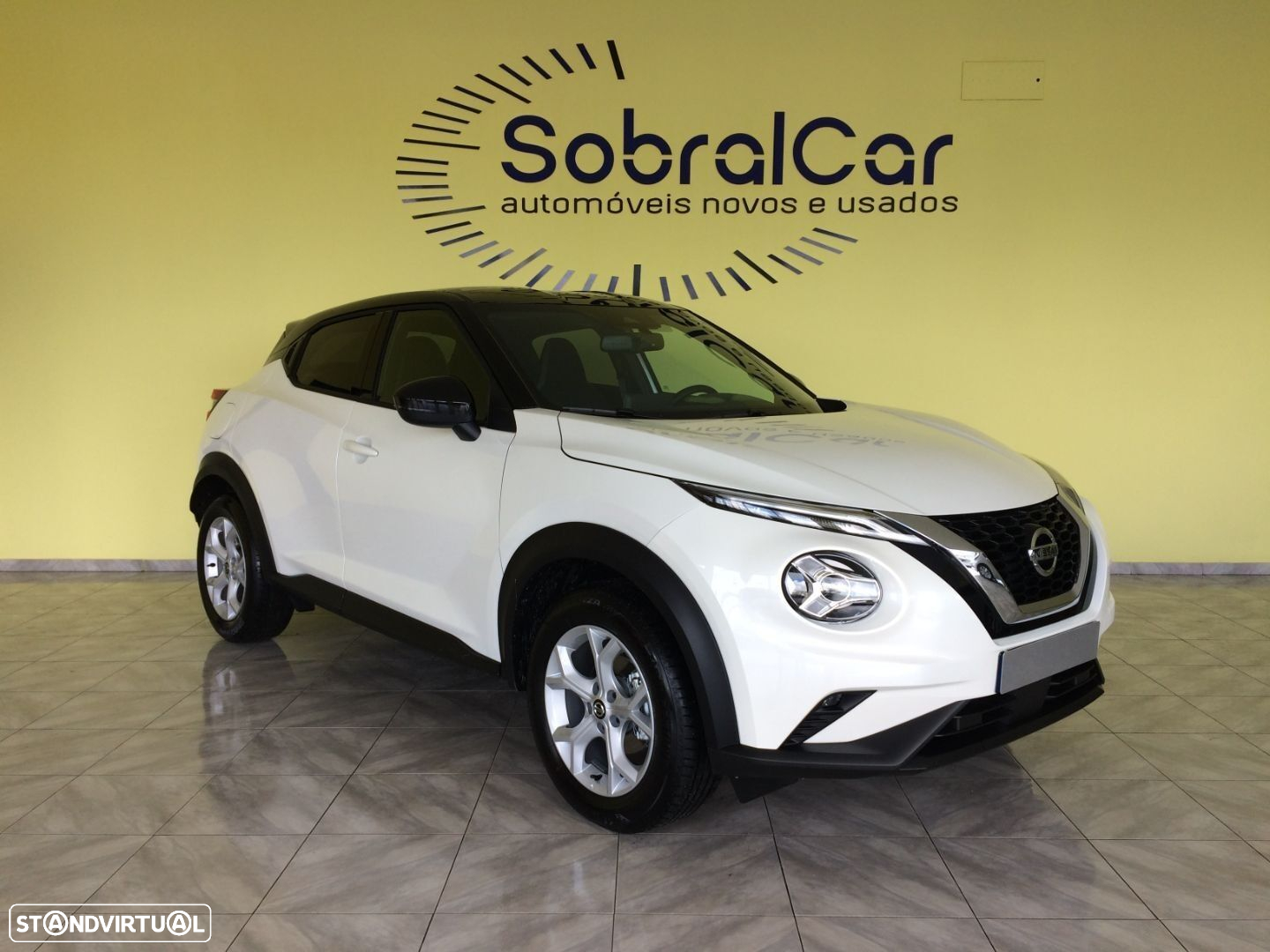 Nissan Juke 1.0 DIG-T N-Connecta - 2