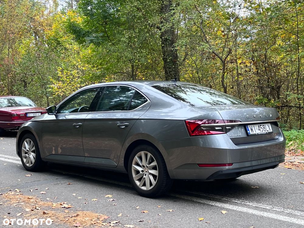 Skoda Superb 2022 photo 3