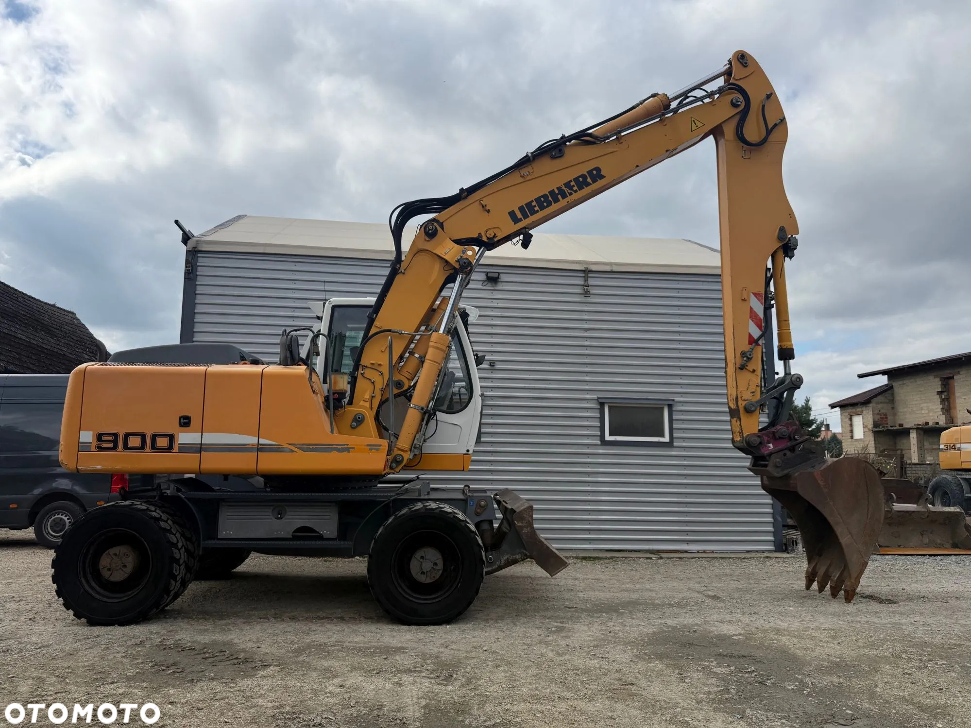 Liebherr A 900 C Długi zasięg - 5