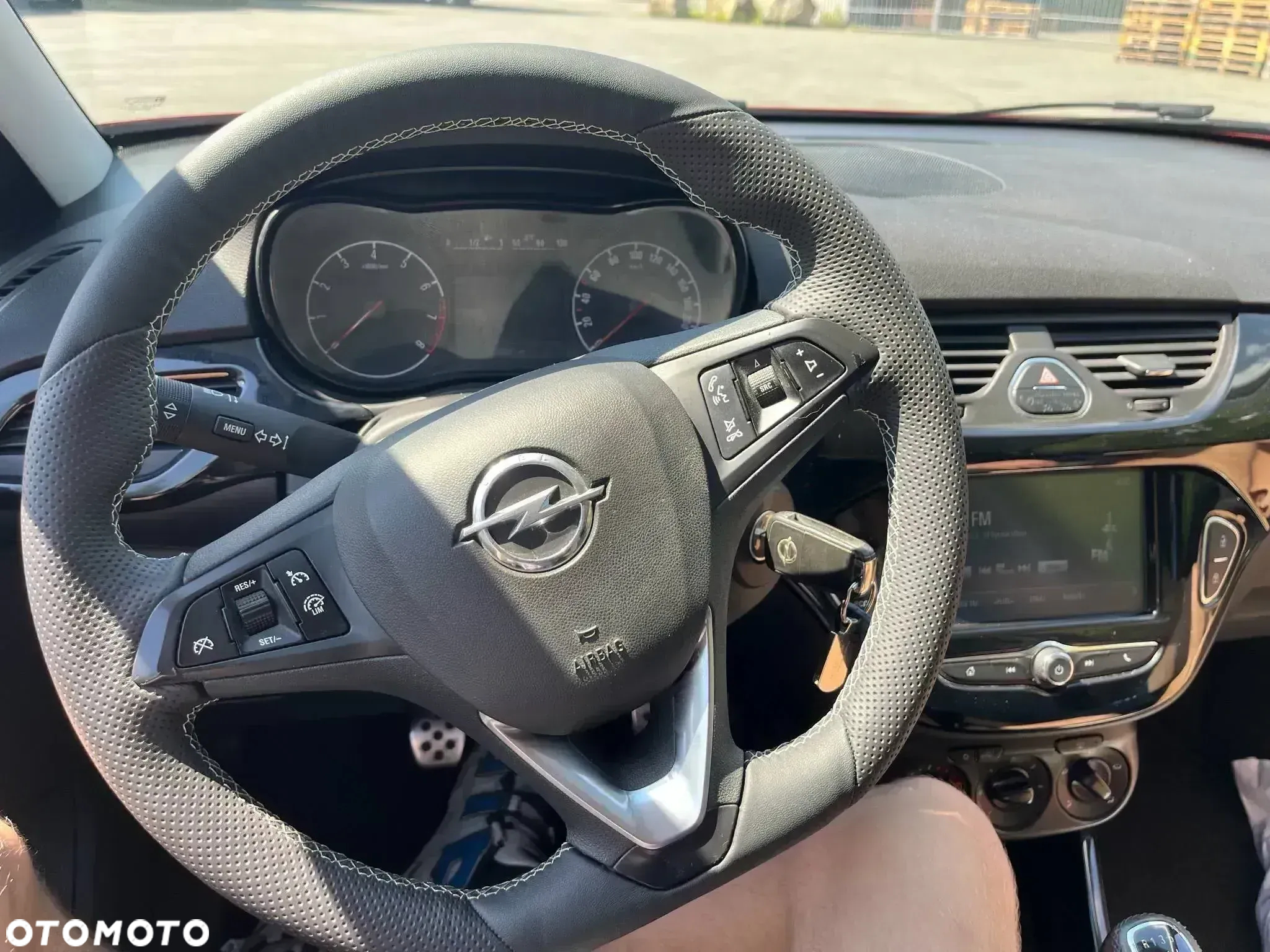 Opel Corsa 1.4 T Cosmo S&S - 15