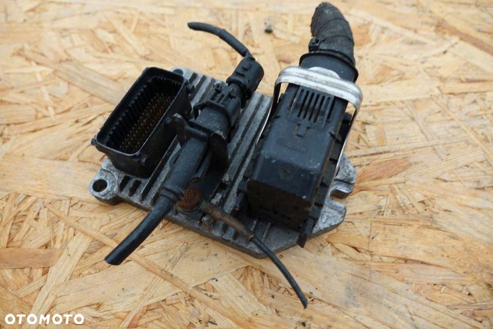 STEROWNIK SILNIKA ECU KOMPUTER OPEL VECTRA C 1.8 16V 09179499 - 1