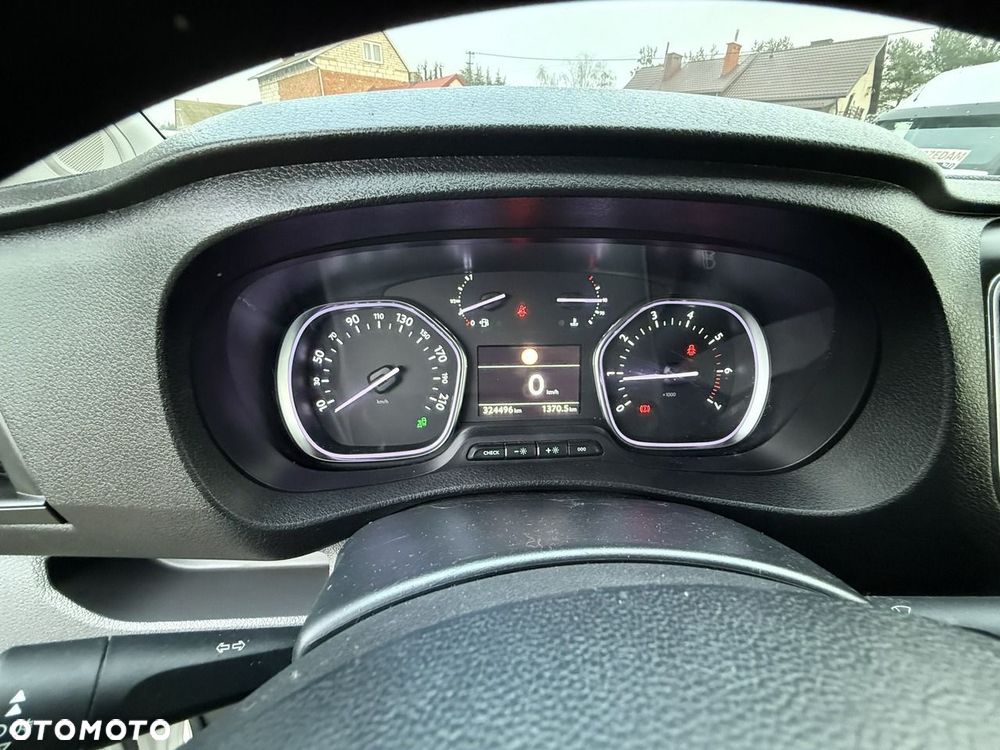 Peugeot Expert - 23