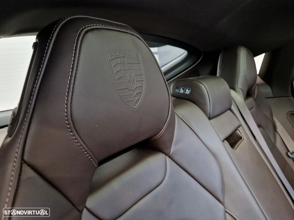 Porsche Panamera 4S E-Hybrid - 35