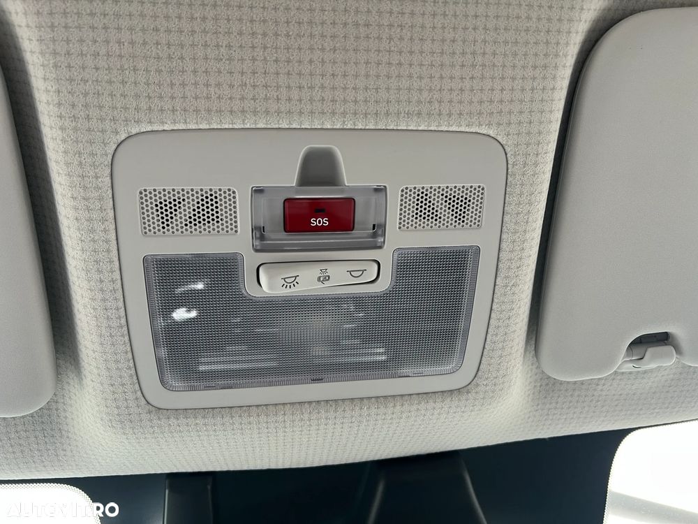 Hyundai Inster 49 kWh 115 CP Premium - 28