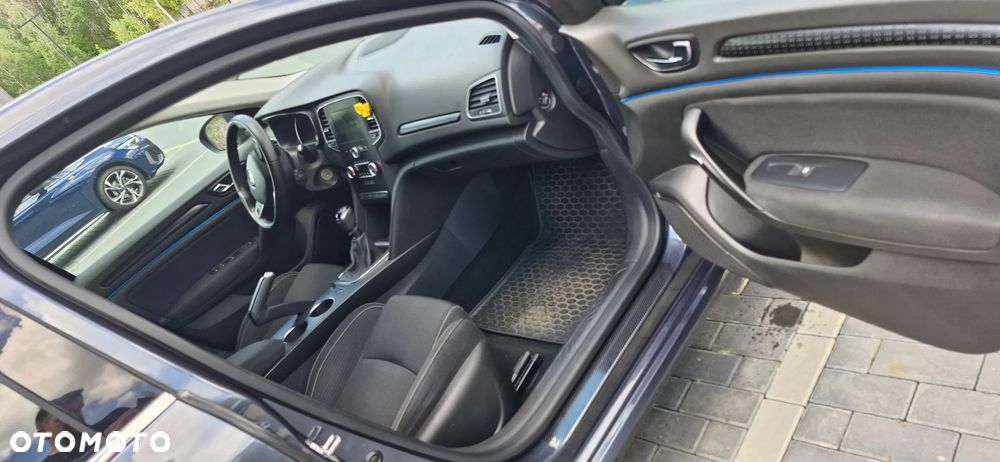 Renault Megane 1.2 Energy TCe Limited - 10