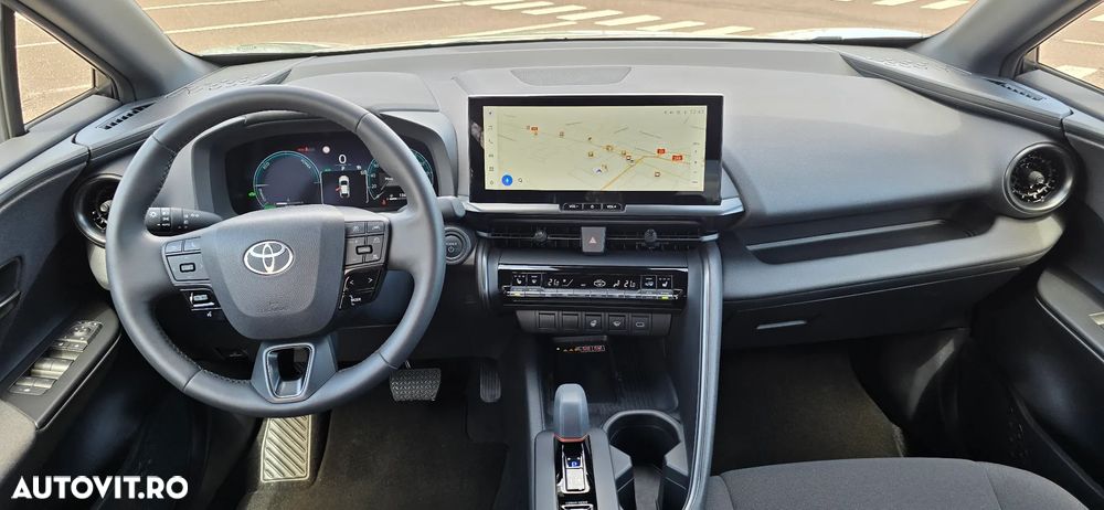 Toyota C-HR 1.8 Hybrid Team Deutschland - 6