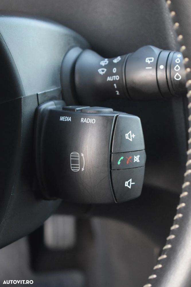 Renault Megane 1.5 dCi Dynamique Aut. - 33