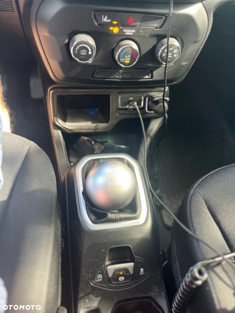 Jeep Renegade 1.0 GSE T3 Turbo Sport FWD S&S - 8