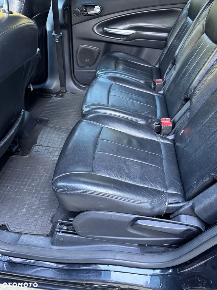 Ford Galaxy 2.3 Ghia - 6