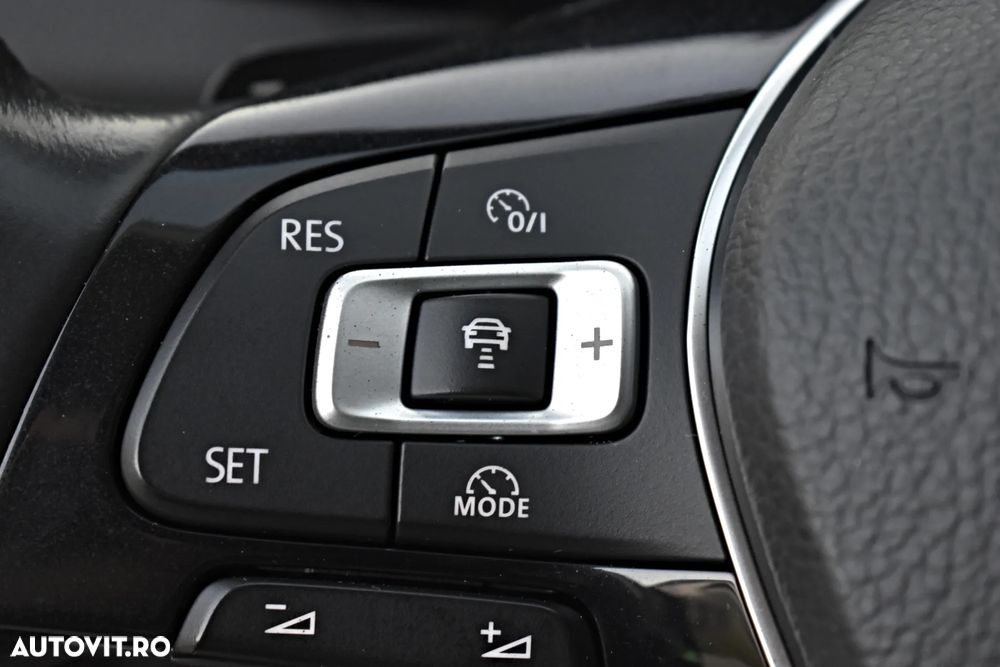 Volkswagen Passat Variant 2.0 TDI DSG (BlueMotion Technology) Comfortline - 13