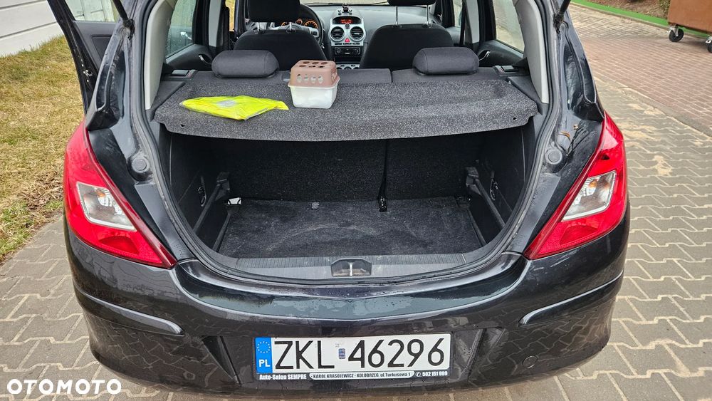 Opel Corsa 1.2 16V Enjoy - 8