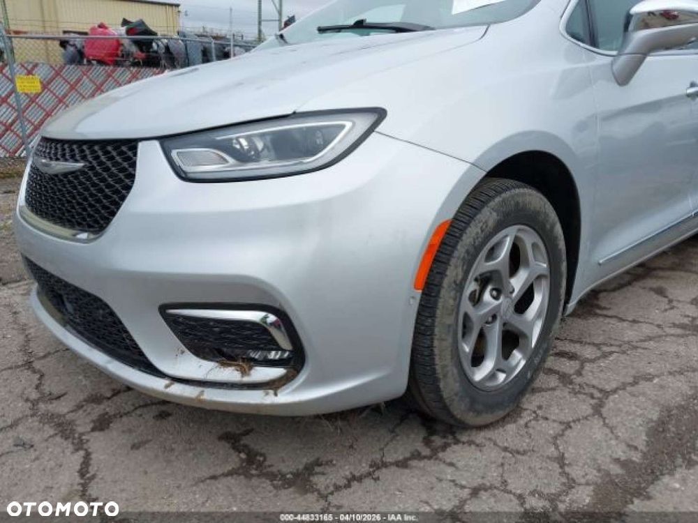 Chrysler Pacifica - 7