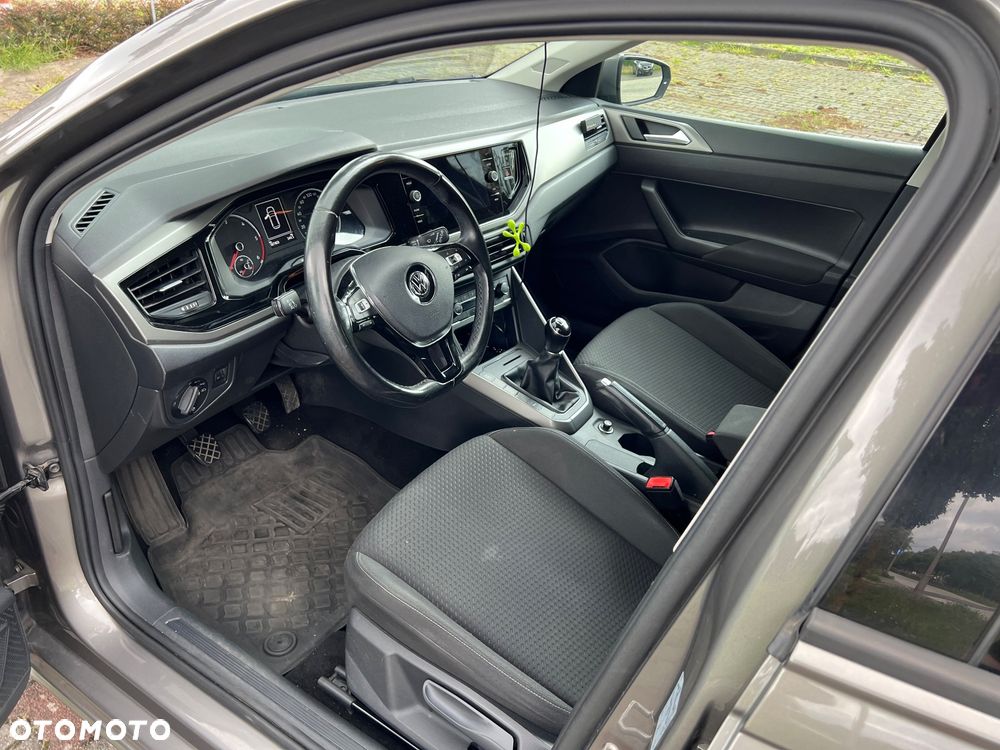 Volkswagen Polo 1.6 TDI SCR Comfortline - 11