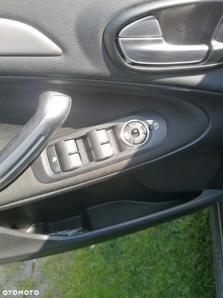 Ford S-Max 2.0 TDCi DPF Titanium - 6