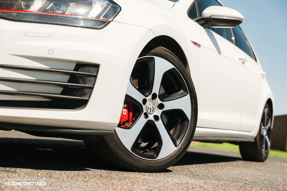VW Golf 2.0 TSi GTi DSG Performance - 9