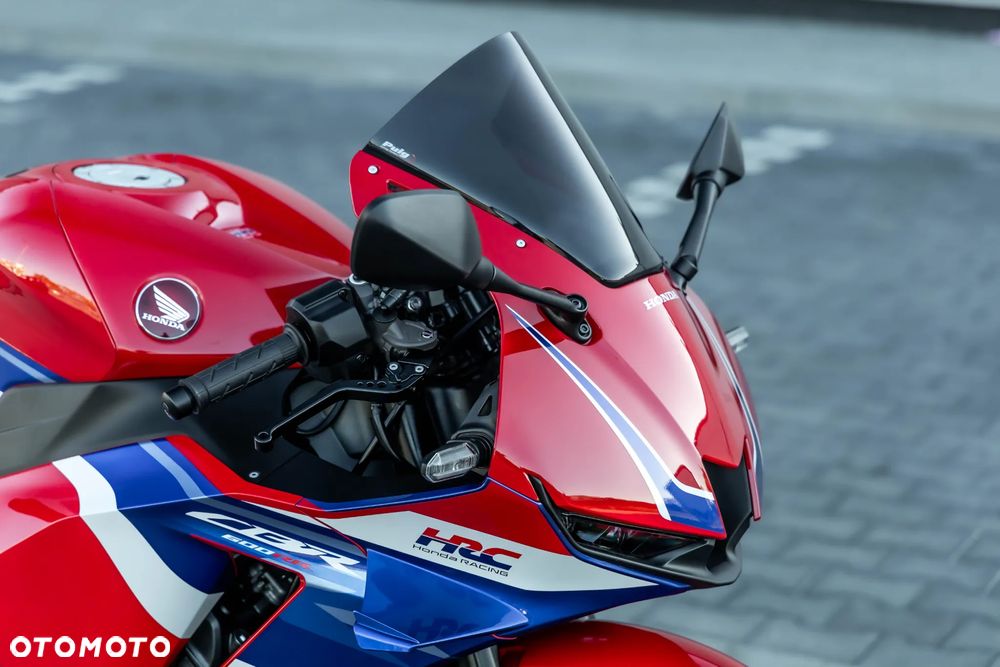 Honda CBR - 33