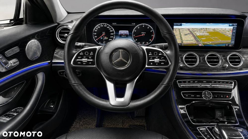 Mercedes-Benz Klasa E 300 9G-TRONIC Avantgarde - 13