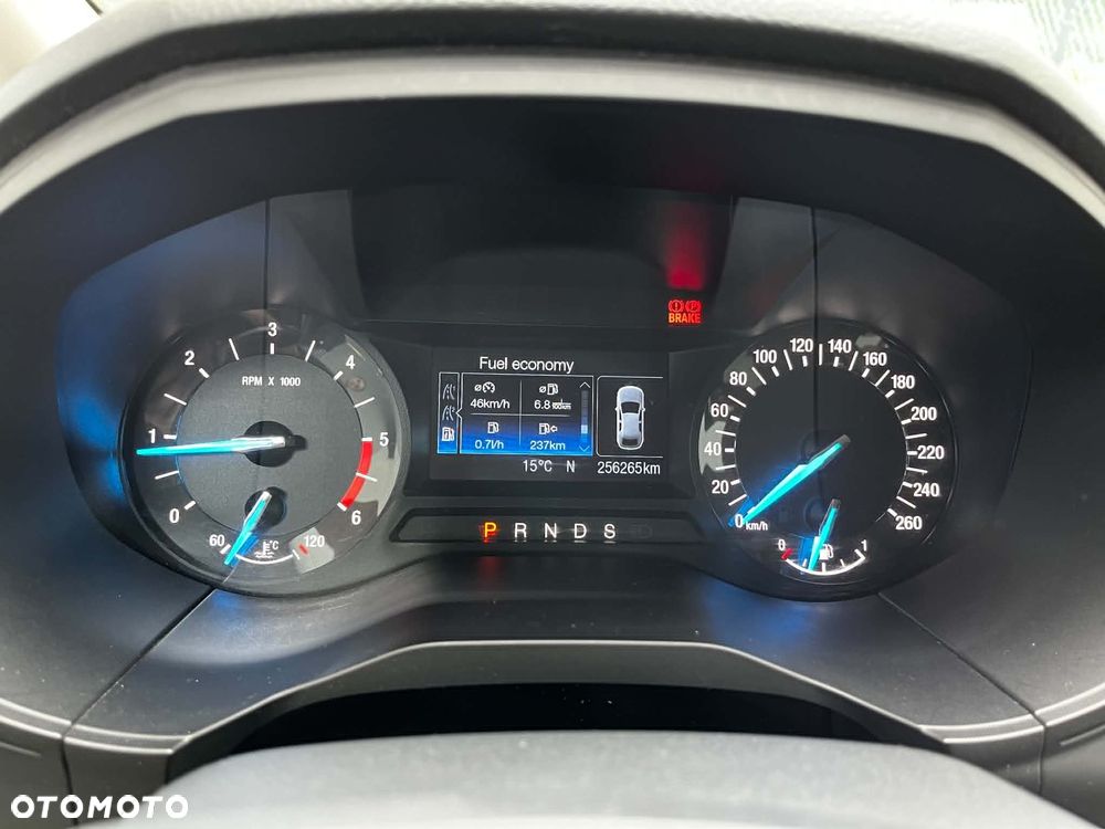 Ford Galaxy 2.0 TDCi Trend PowerShift - 13