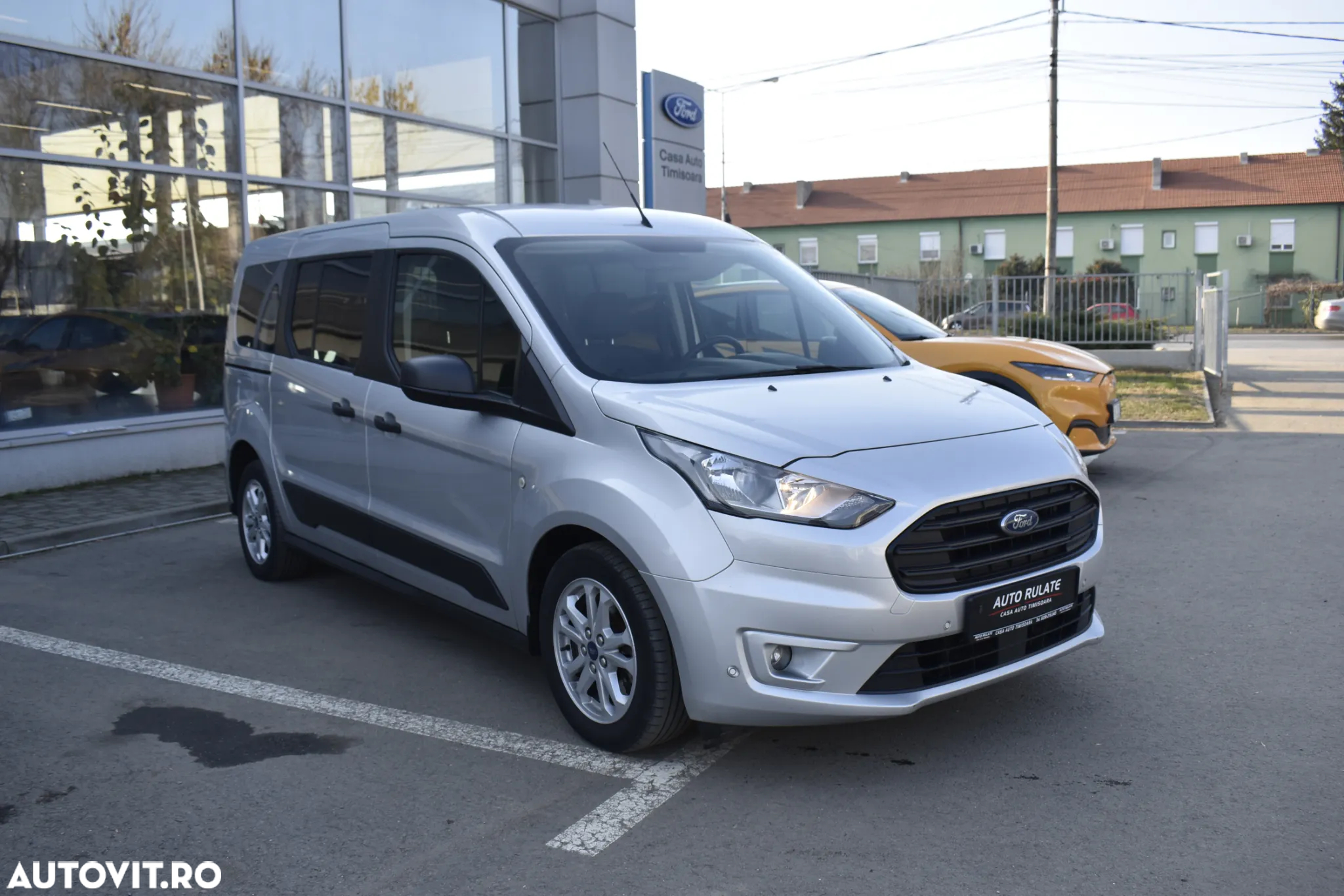 Ford Transit Connect - 3