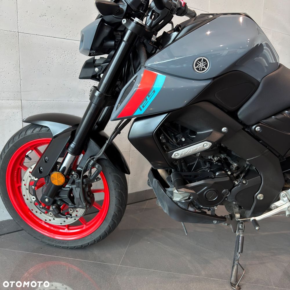 Yamaha MT - 9