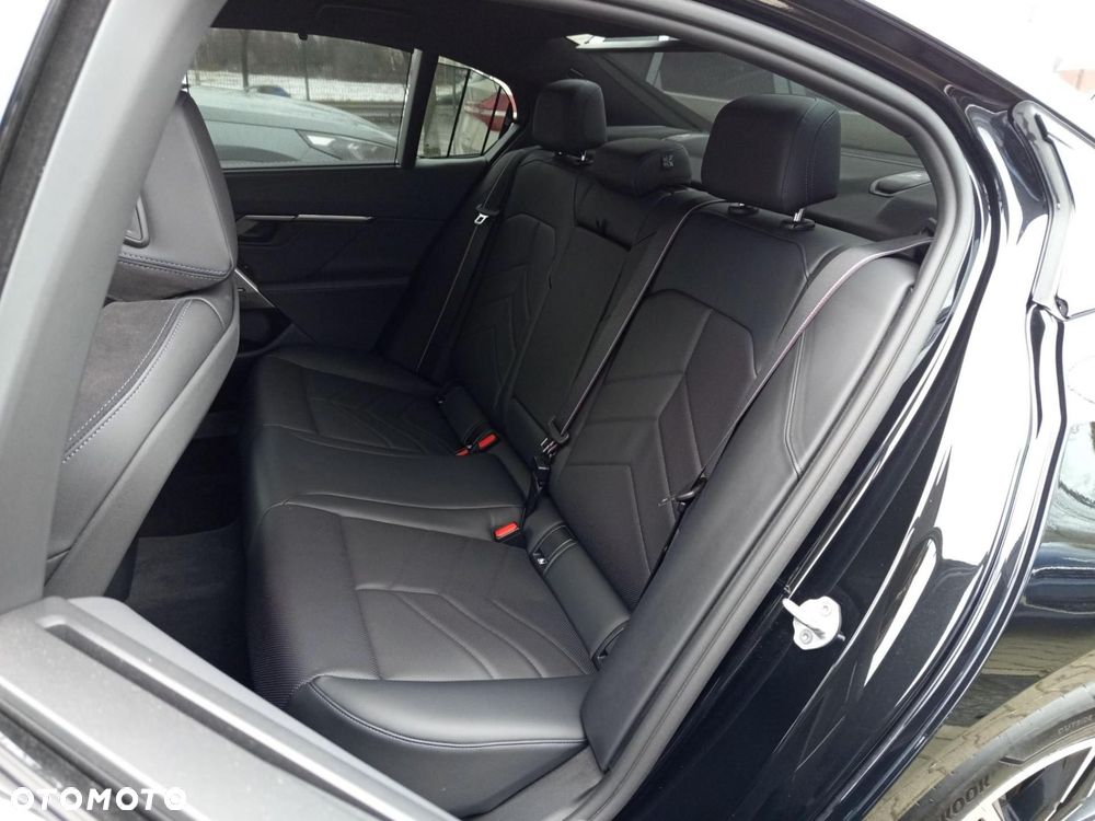 BMW Seria 5 - 22