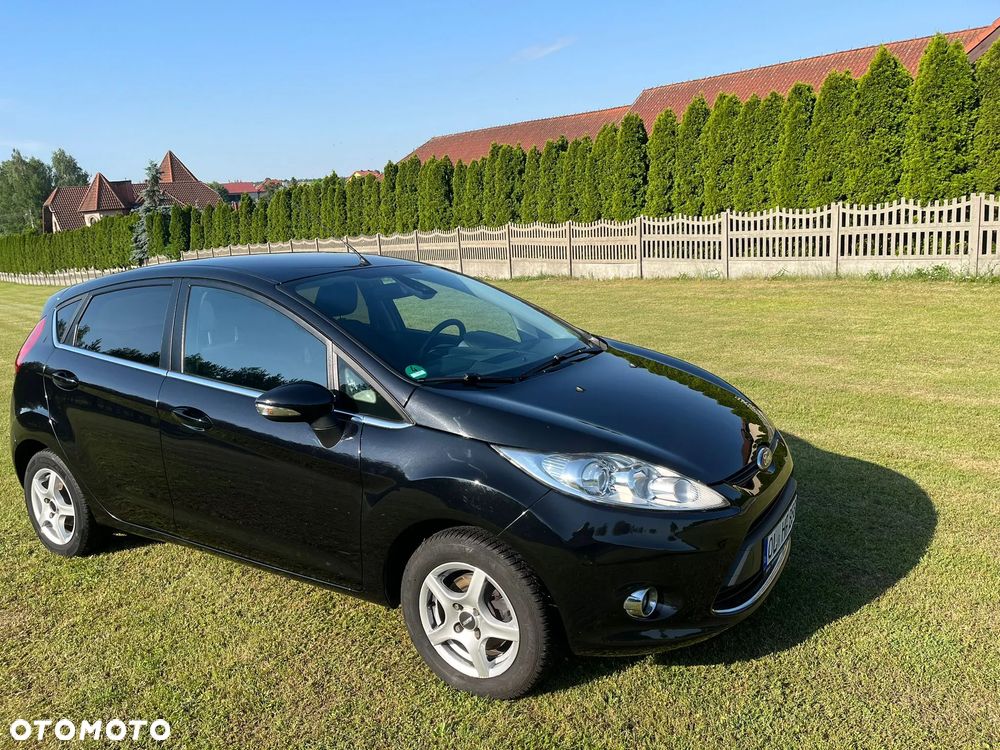 Ford Fiesta 1.25 Titanium EU5 - 13