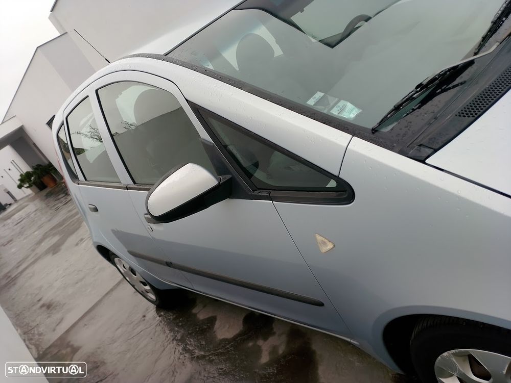 Mitsubishi Colt - 7
