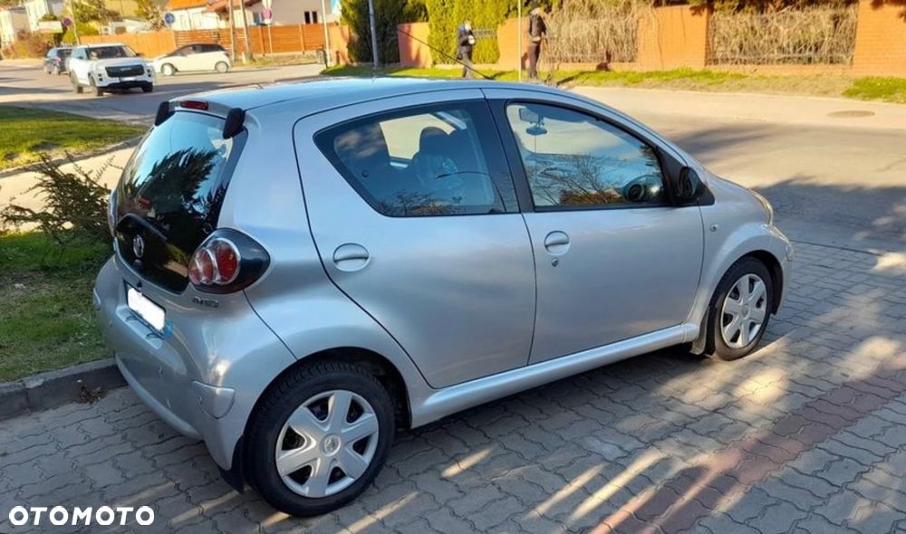 Toyota Aygo - 4