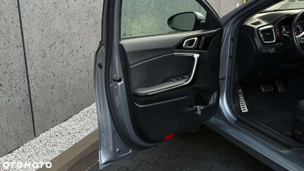 Kia Ceed 1.4 T-GDI GT-Line DCT - 24