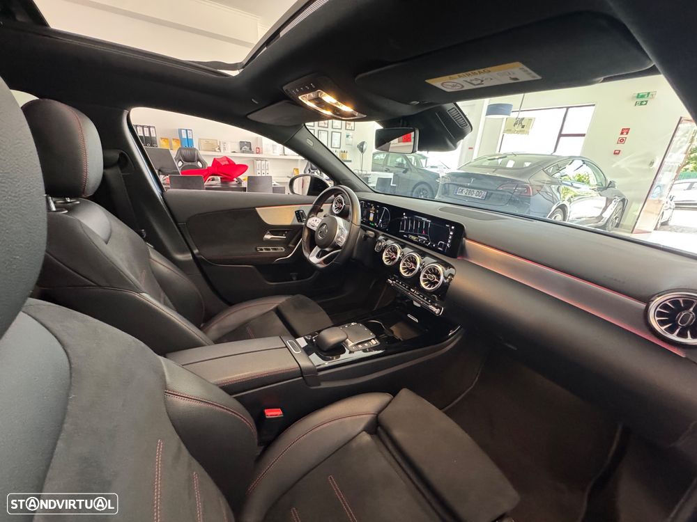 Mercedes-Benz A 250 e AMG Line - 24