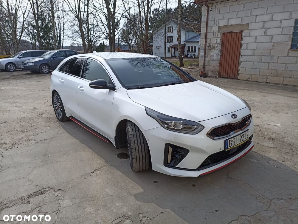 Kia ProCeed - 1