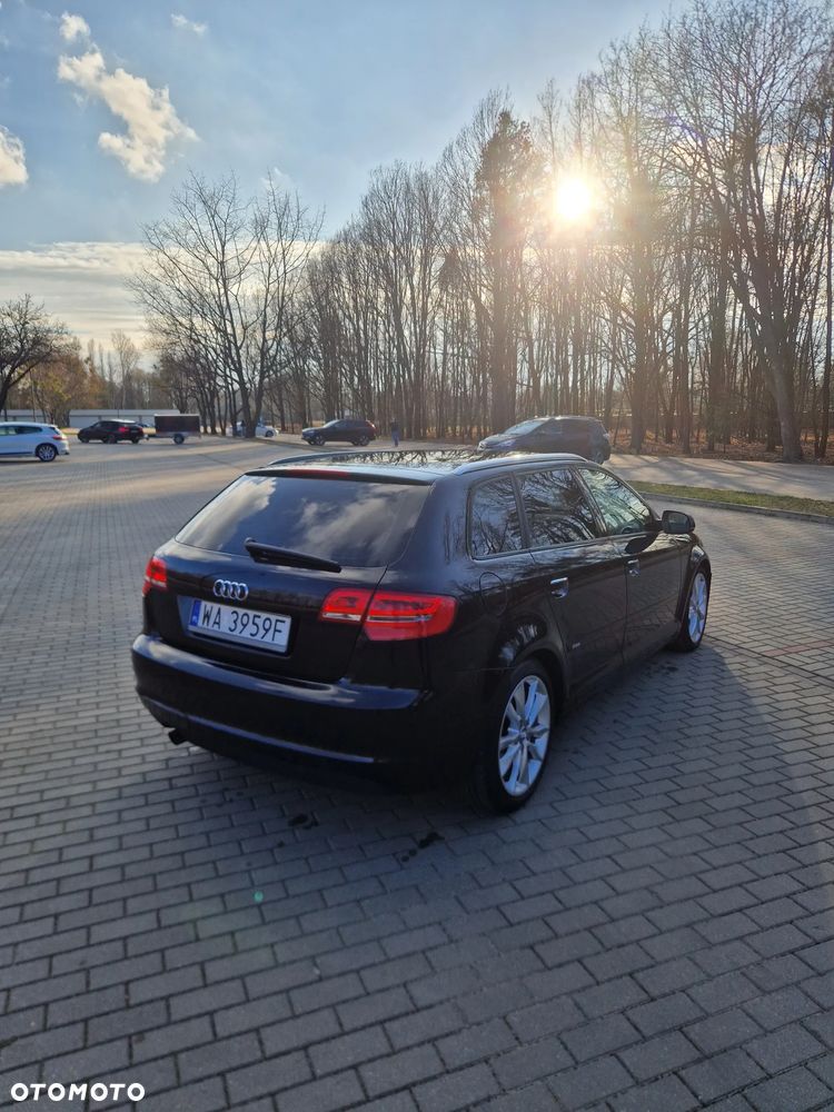 Audi A3 Sportback - 4