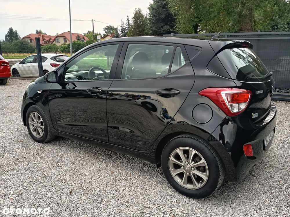Hyundai i10 1.2 Fifa World Cup Edition - 5