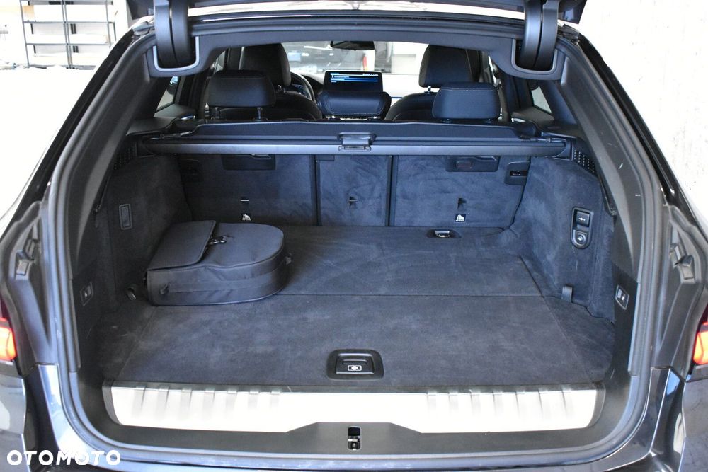 BMW Seria 5 530e xDrive M Sport sport - 22