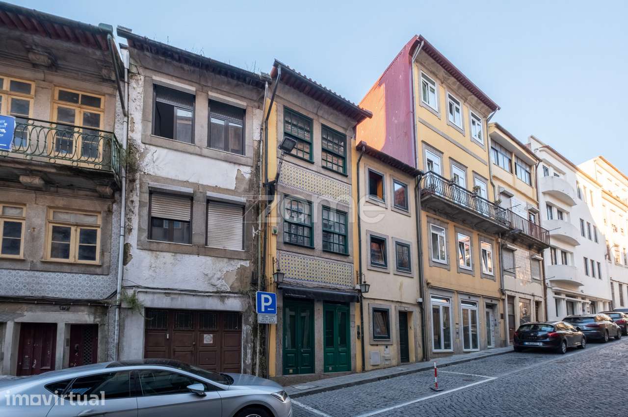 Prédio renovado com licença de alojamento local - Centro de V.N. Ga... - Grande imagem: 4/38