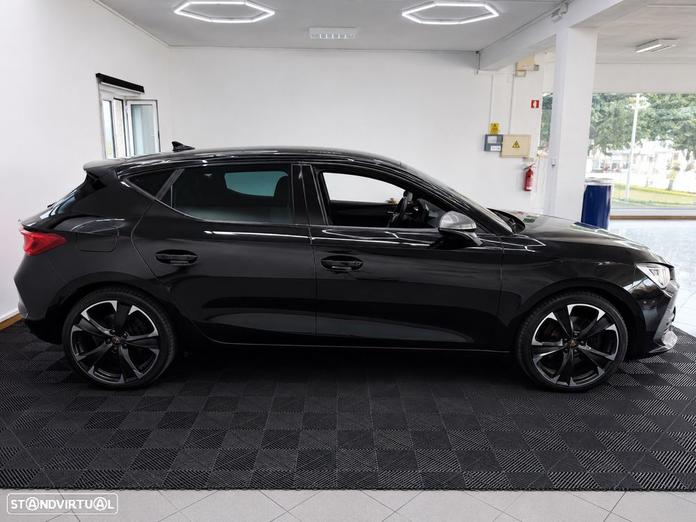 Cupra Leon 1.4 e-Hybrid MID DSG - 3