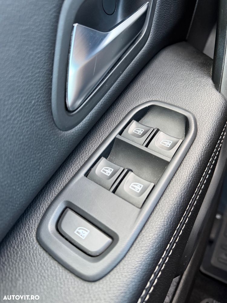 Dacia Duster 1.5 Blue dCi 4WD Prestige jante 17" - 27