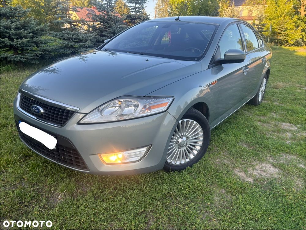 Ford Mondeo - 22
