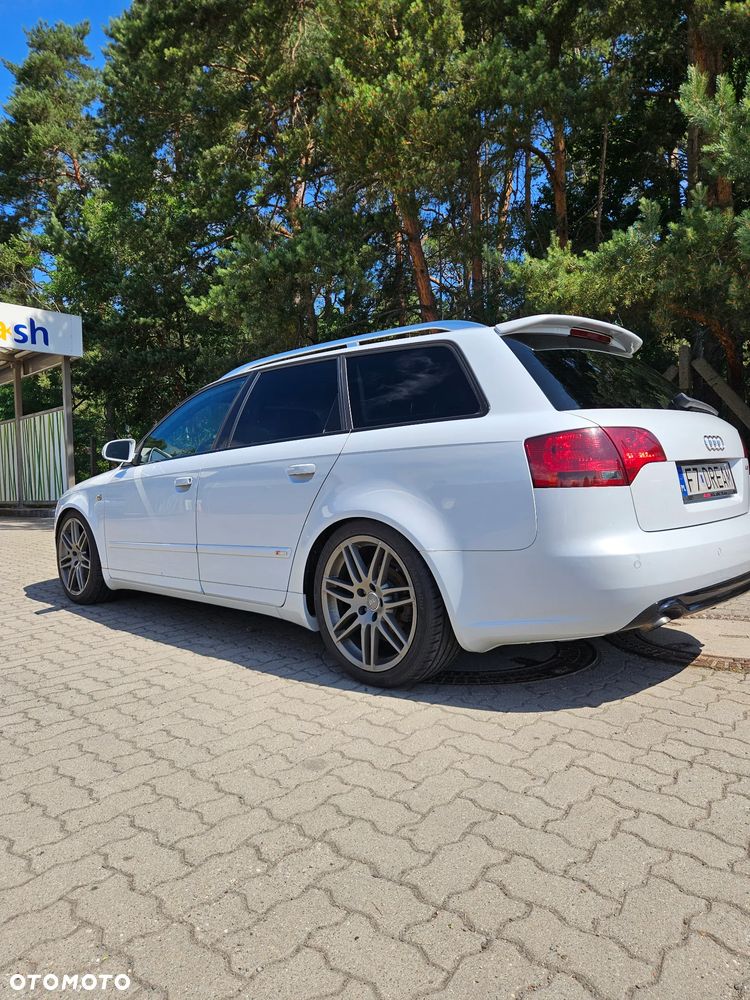 Audi A4 Avant 2.0 TDI DPF Quattro - 11