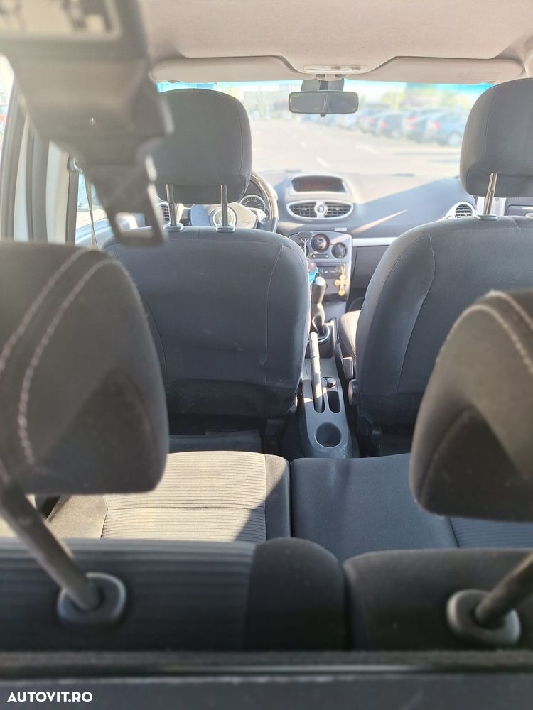 Renault Clio 1.5 dCi Expression - 8