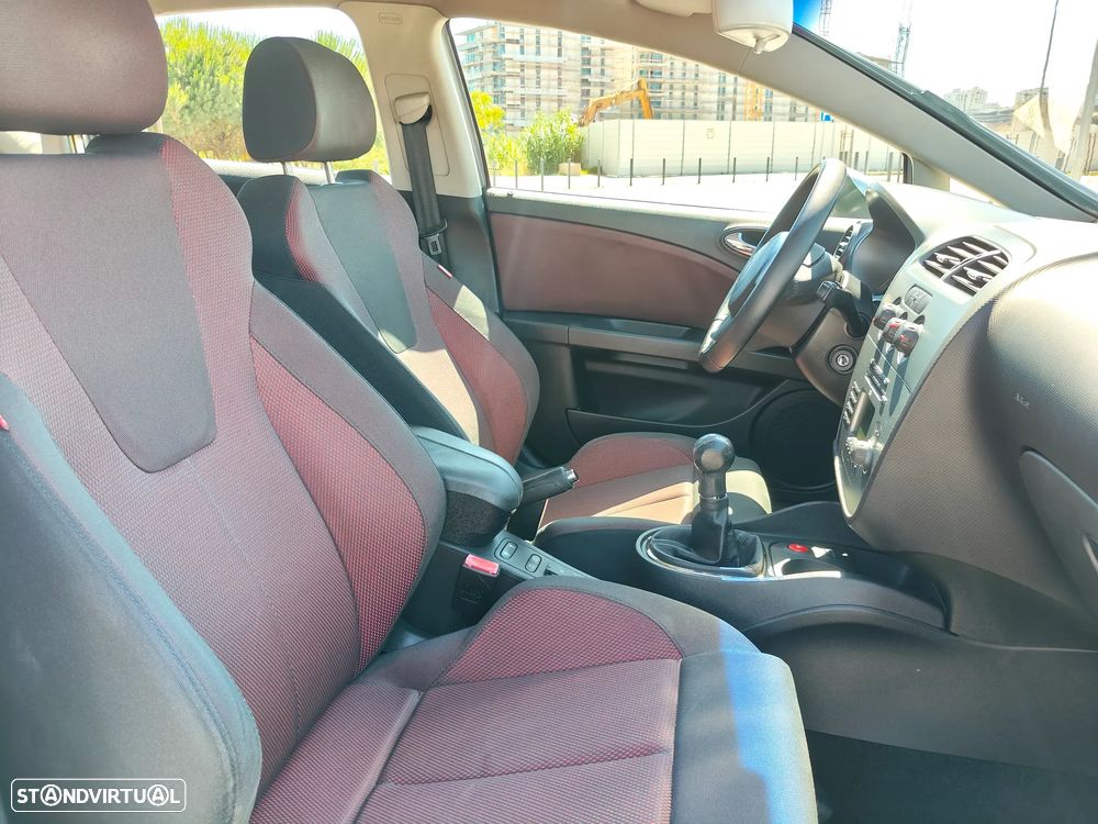 SEAT Leon 1.9 TDI Stylance - 16