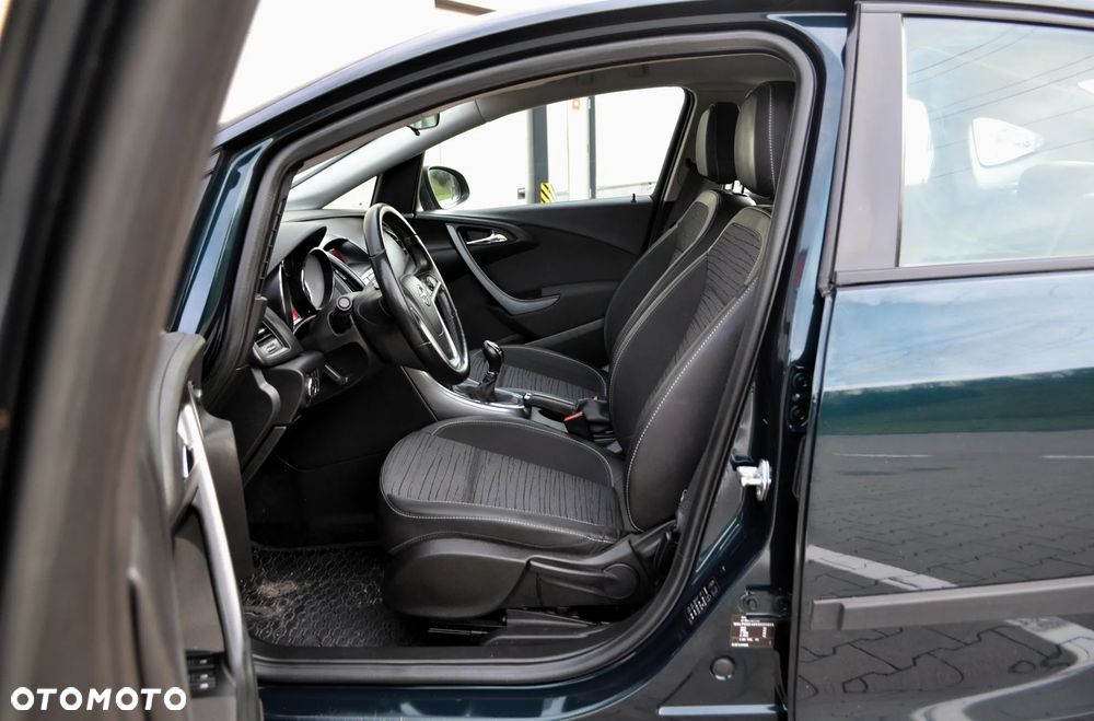 Opel Astra IV 1.4 T Executive S&S EU6 - 6